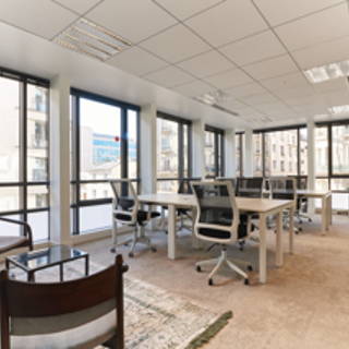 Bureau privé 86 m² 12 postes Location bureau Rue de Villiers Levallois-Perret 92300 - photo 1